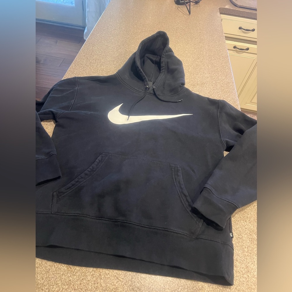 Nike Men's Black and White Hoodie